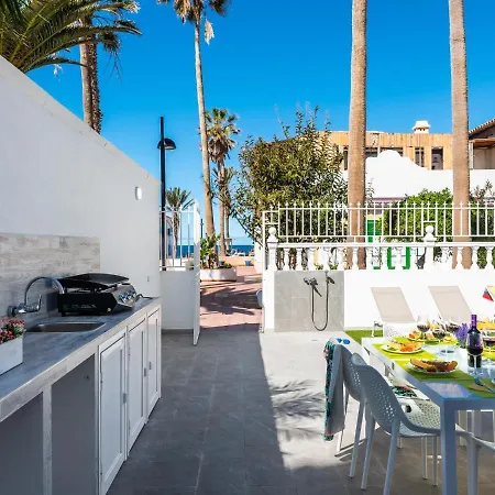 Apartment 74 Parque Santiago 2 Sea Front Playa de las Americas (Tenerife)